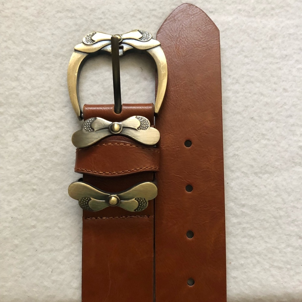 NWOT Betsey Johnson Brown Leather Belt